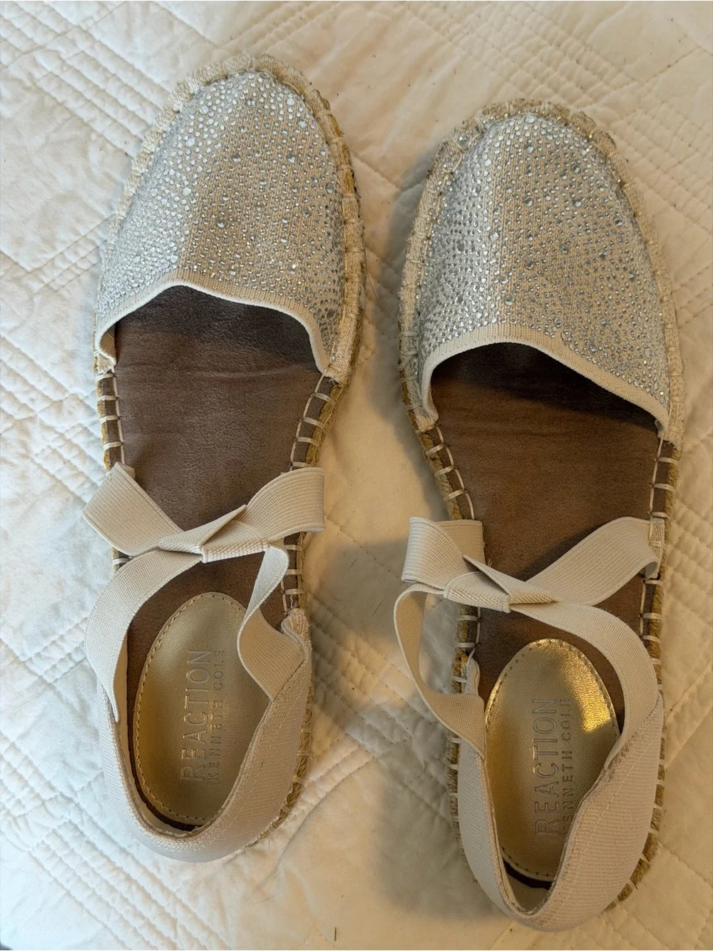 Reaction Kenneth Cole Beige Espadrille Flats with Rhinestone Toe 9M